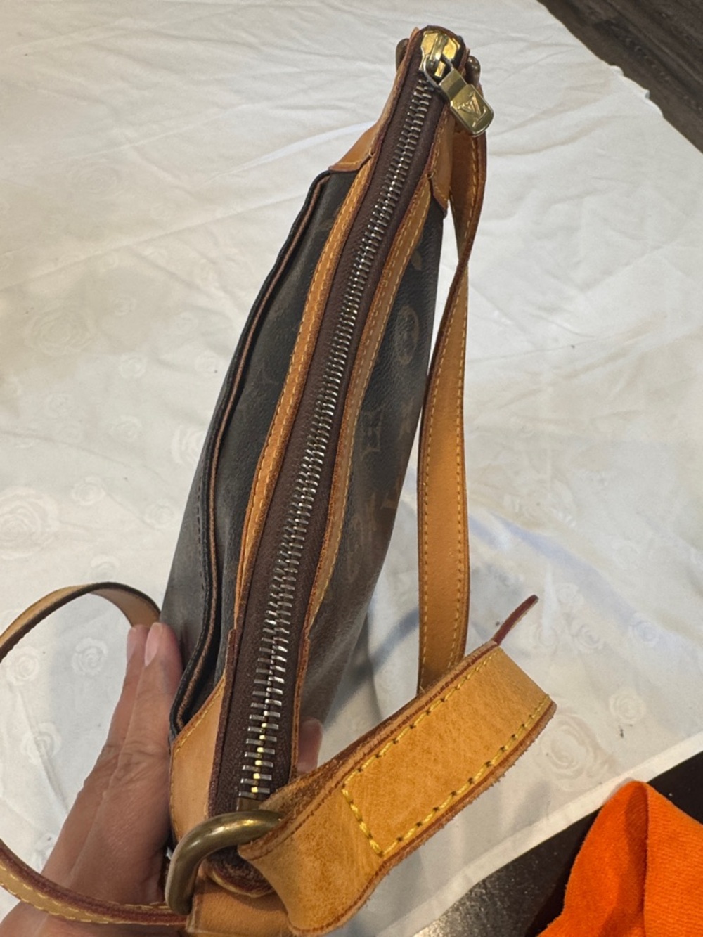 Authentic Louis Vuitton Monogram Crossbody in Brown and Tan Leather Trim - Picture 6 of 14